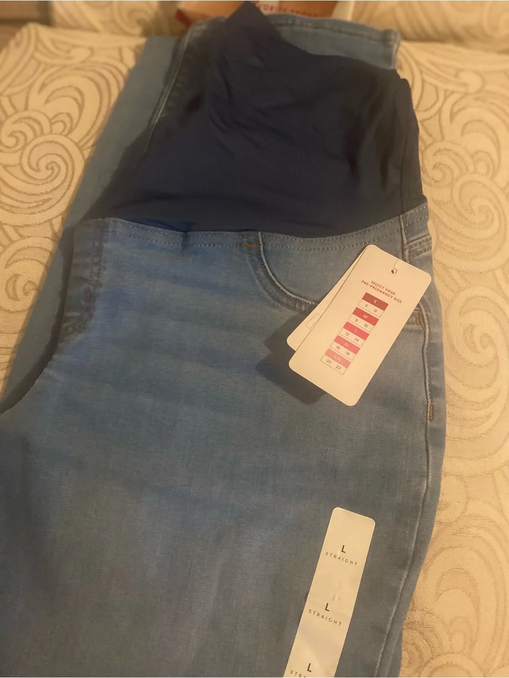 Nwt Maternity bundle - Picture 4 of 4